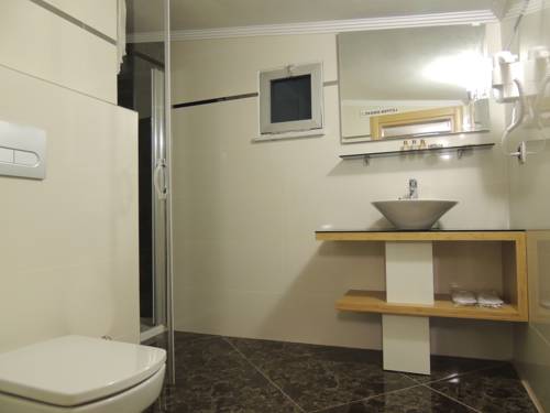 Imagen de la habitación del Akcayhan Hotel, Akçay. Foto 1