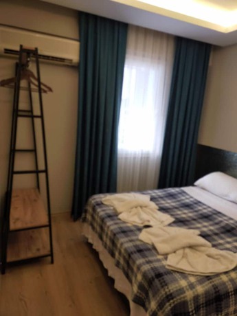 Imagen de la habitación del Akdeniz Apart Hotel. Foto 8