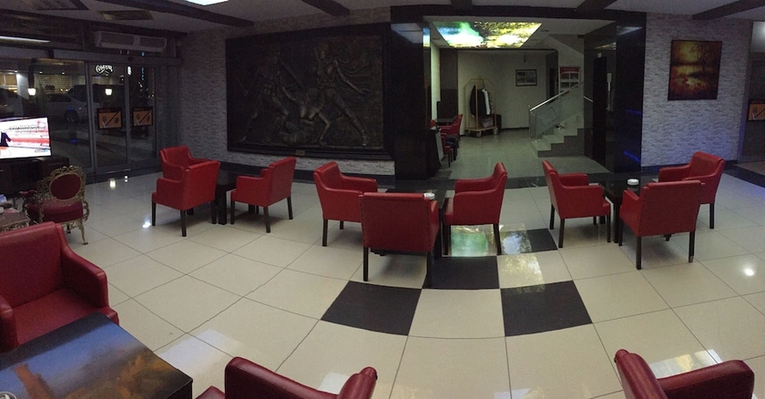 Imagen del bar/restaurante del Akgol Hotel. Foto 2