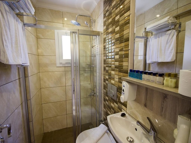 Imagen de la habitación del Akkan Beach Hotel. Foto 4