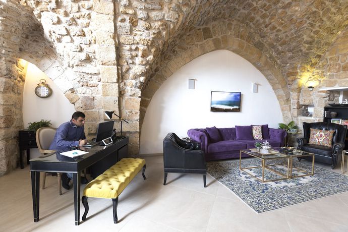 Imagen de los interiores del Akotika Boutique. Foto 18