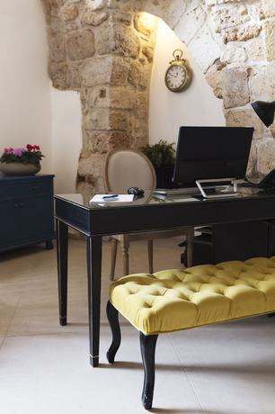 Imagen de los interiores del Akotika Boutique. Foto 20