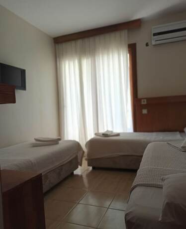 Imagen de la habitación del Akpinar Otel Cesme. Foto 20