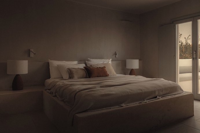 Imagen de la habitación del Akria Seaside Suites. Foto 13