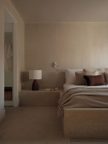 Imagen de la habitación del Akria Seaside Suites. Foto 15