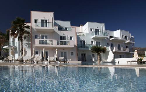 Imagen general del Akrogiali Beach Hotel Apartments. Foto 1