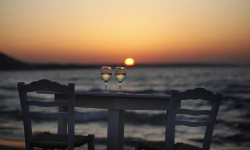 Imagen de los exteriores del Akrogiali Beach Hotel Apartments. Foto 3