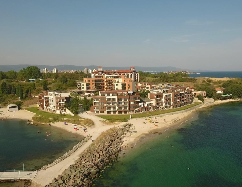 Imagen general del Akrotiria Beach Apart Complex. Foto 1
