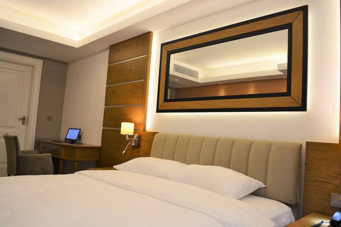 Imagen de la habitación del Aktug Hotel. Foto 4