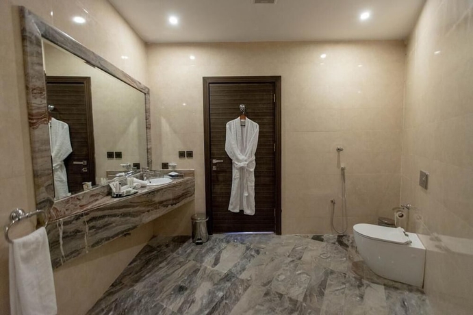 Imagen de la habitación del Al Ammariah Hills Resort. Foto 14
