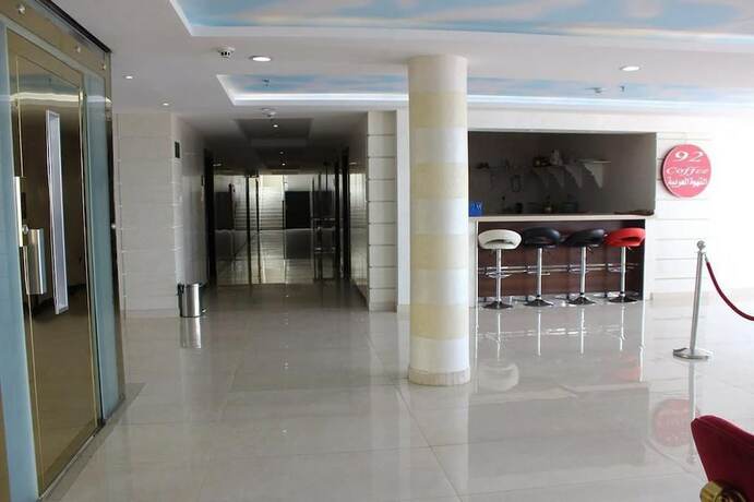 Imagen general del Al Amoria Furnished Apartments 4. Foto 5