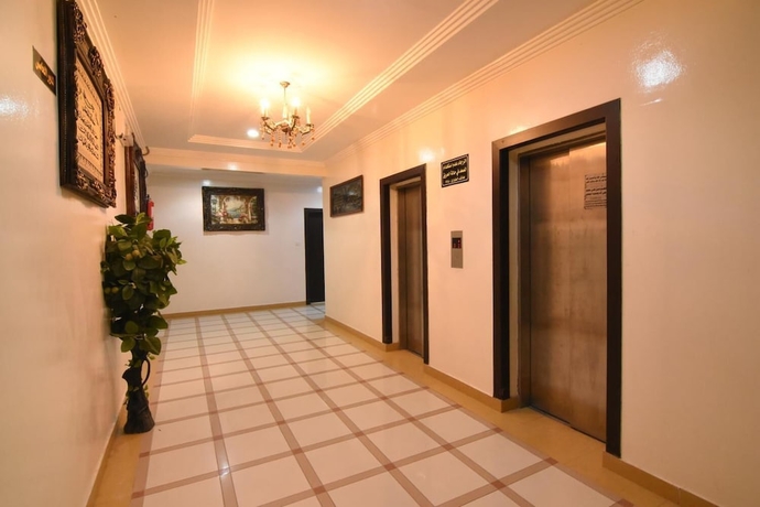 Imagen de los interiores del Al Eairy Furnished Apartments Riyadh 6. Foto 16