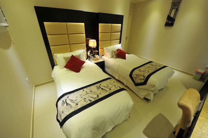 Imagen de la habitación del Al Janadriyah Suites 7. Foto 2