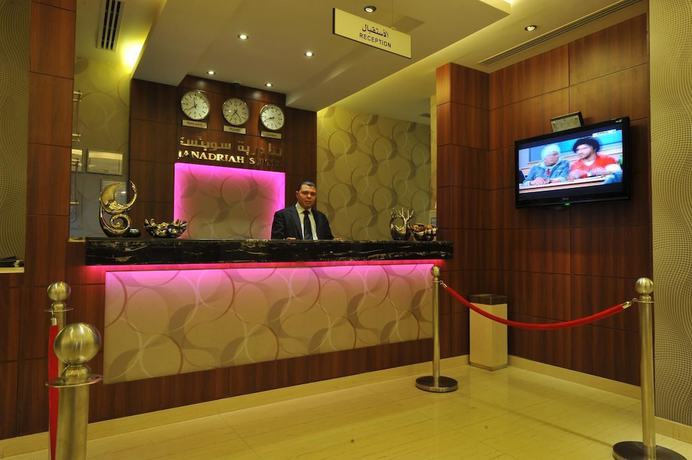 Imagen de los interiores del Al Janadriyah Suites 7. Foto 15