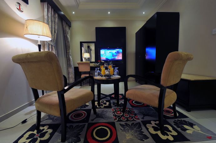 Imagen de la habitación del Al Janadriyah Suites 7. Foto 6