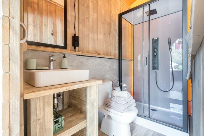 Imagen general del Al Lago Camping & Rooms. Foto 30