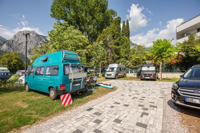 Imagen general del Al Lago Camping & Rooms. Foto 50