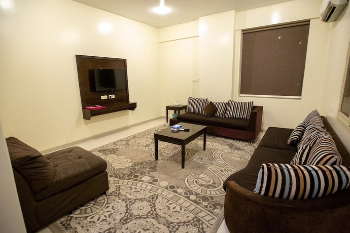 Imagen de los interiores del Al Raha Hotel Suites. Foto 20
