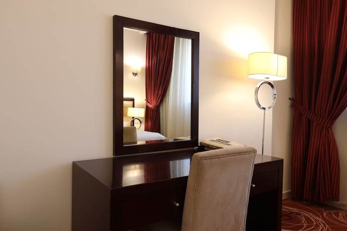 Imagen de la habitación del Al Rayyan Towers Hotel. Foto 15