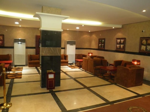 Imagen de los interiores del AlMuhaidb Nadwaa Aparthotel. Foto 13