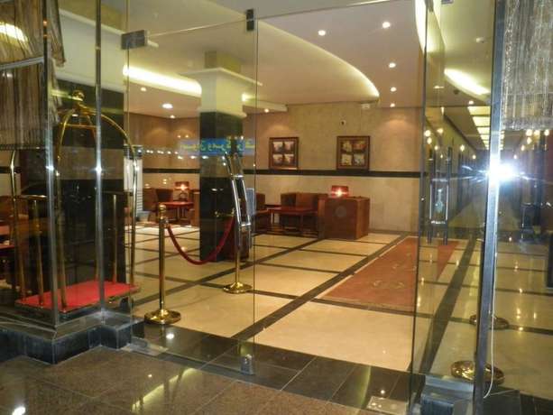 Imagen de los interiores del AlMuhaidb Nadwaa Aparthotel. Foto 15