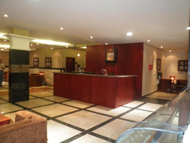 Imagen de los interiores del AlMuhaidb Nadwaa Aparthotel. Foto 18