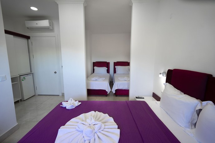 Imagen de la habitación del Ala Hotel. Foto 16