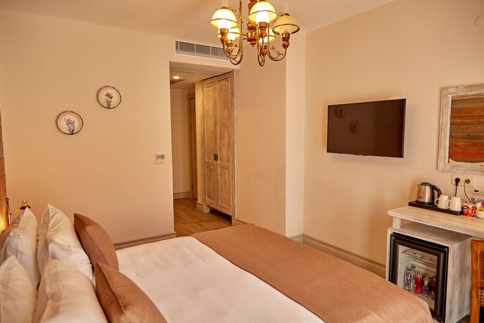 Imagen de la habitación del AlaBora Hotel - Ala&ccedil;atı. Foto 17