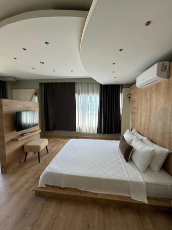 Imagen de la habitación del Alacas Hotel &Ccedil;eşme. Foto 7