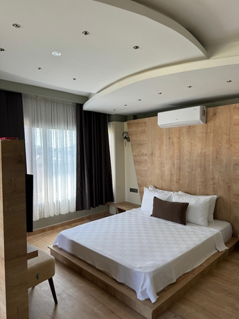 Imagen de la habitación del Alacas Hotel &Ccedil;eşme. Foto 8