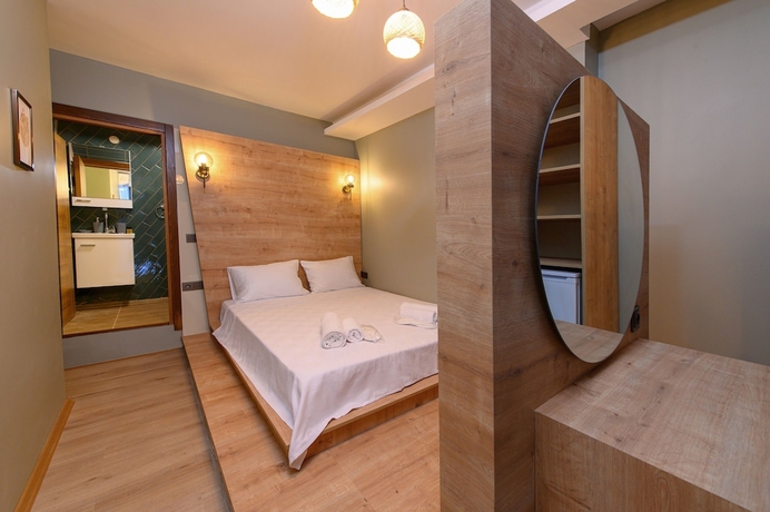 Imagen de la habitación del Alacas Hotel &Ccedil;eşme. Foto 10