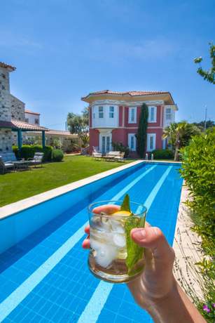 Imagen de la piscina del Alacatı On Oda Hotel. Foto 15