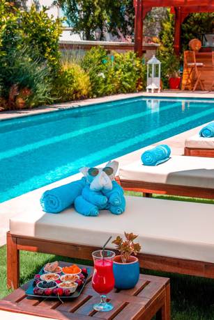 Imagen de la piscina del Alacatı On Oda Hotel. Foto 17