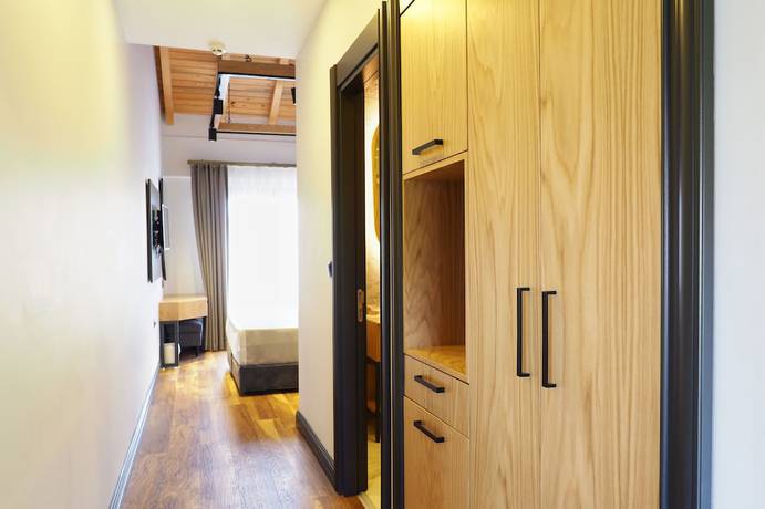 Imagen de la habitación del Alacati Ekmas Hotel. Foto 14