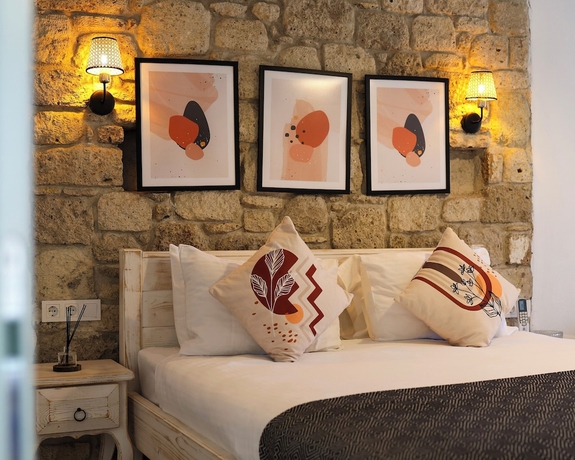 Imagen de la habitación del Alacati Lulja Hotel. Foto 5