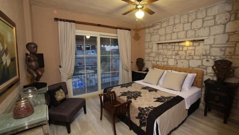 Imagen de la habitación del Alacati Mandalina Hotel. Foto 4