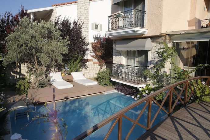 Imagen de la habitación del Alacati Mandalina Hotel. Foto 5