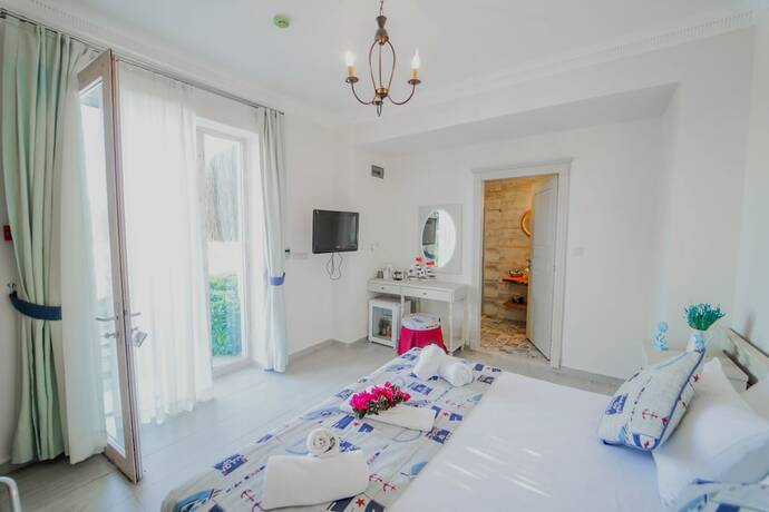 Imagen general del Alacati Marina Palace Otel. Foto 1