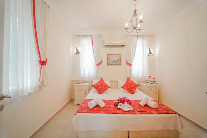 Imagen general del Alacati Marina Palace Otel. Foto 3