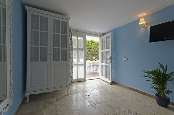Imagen general del Alacati Roka Tas Otel. Foto 4