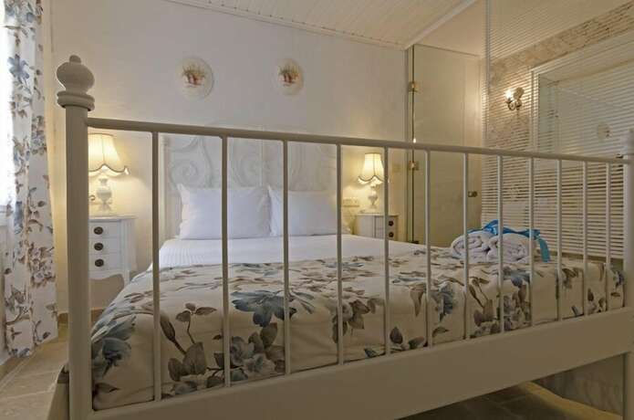 Imagen de la habitación del Alacati Roka Tas Otel. Foto 15