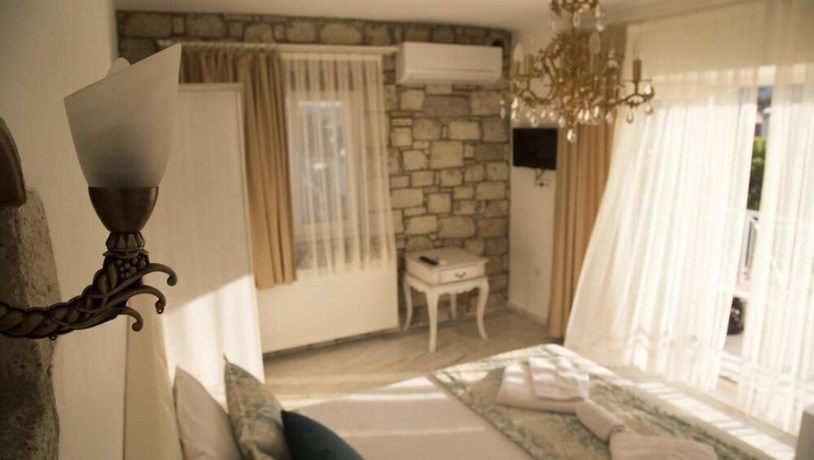 Imagen de la habitación del Alacati Sardunya Hotel. Foto 5