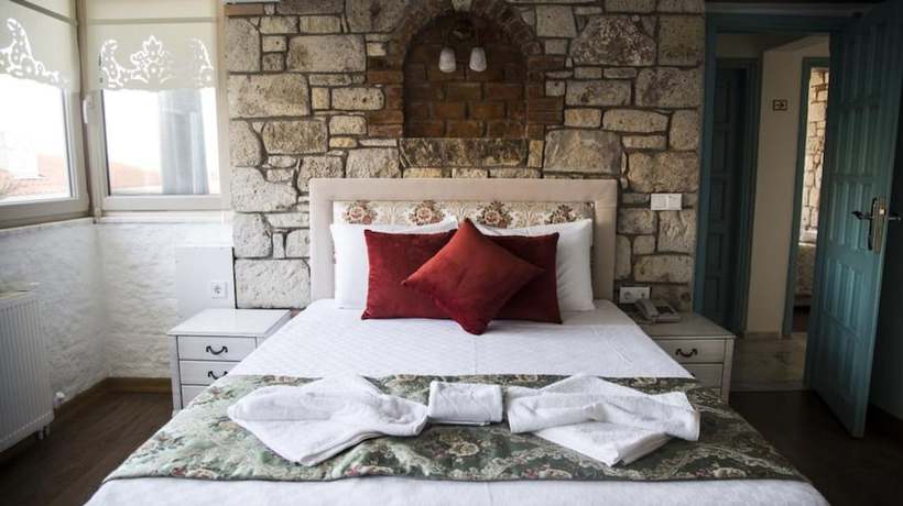 Imagen de la habitación del Alacati Sardunya Hotel. Foto 18