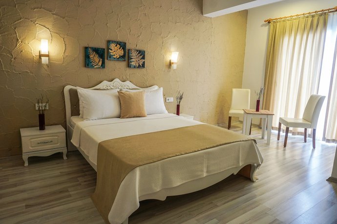 Imagen de la habitación del Ala&ccedil;atı 716 Hotel. Foto 15