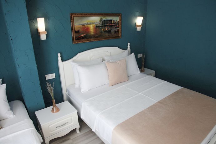 Imagen de la habitación del Ala&ccedil;atı 716 Hotel. Foto 17