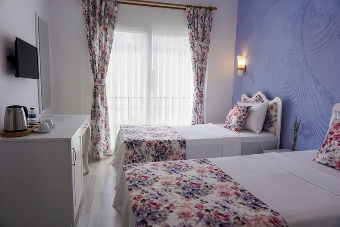 Imagen de la habitación del Ala&ccedil;atı 716 Hotel. Foto 20