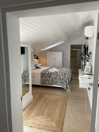 Imagen de la habitación del Ala&ccedil;atı Moonbox Hotel. Foto 15