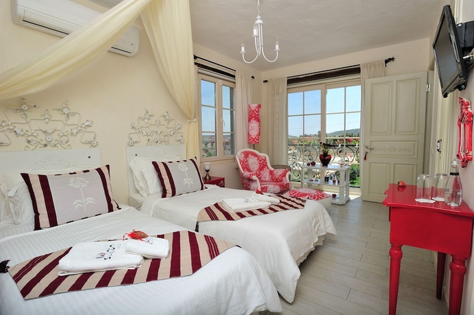Imagen de la habitación del Ala&ccedil;atı Sultan Konak Butik Otel. Foto 2