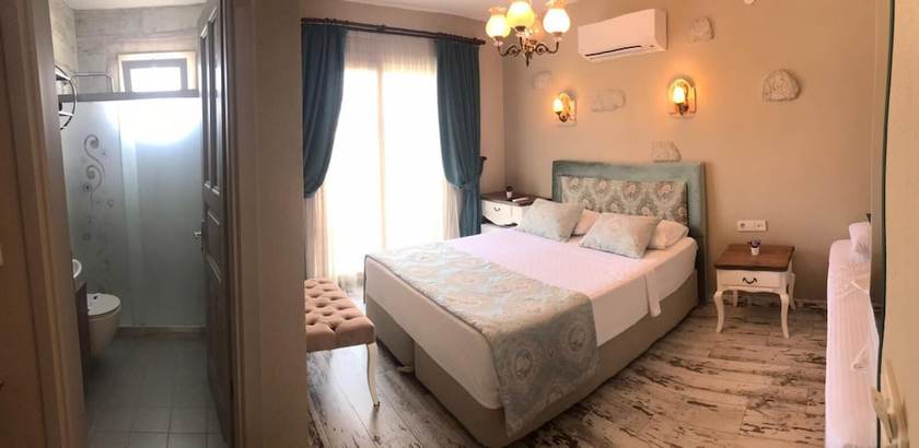 Imagen de la habitación del Ala&ccedil;atı Viola Hotel. Foto 7