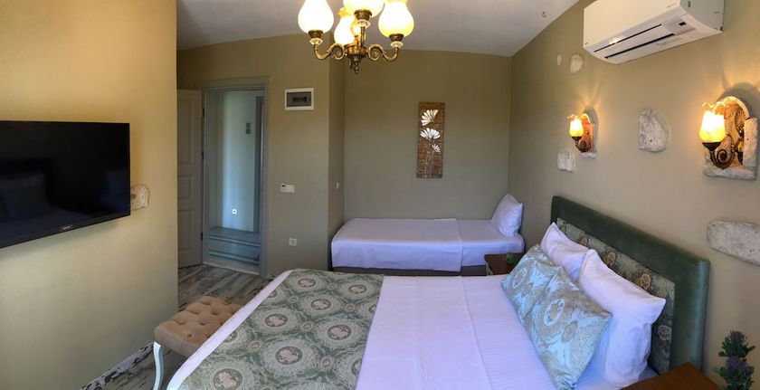 Imagen de la habitación del Ala&ccedil;atı Viola Hotel. Foto 9